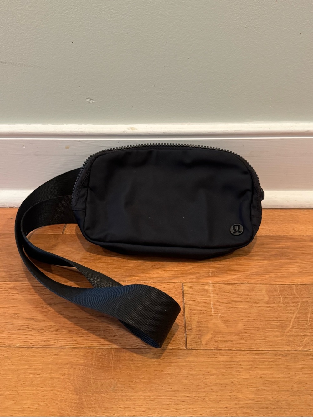 LULULEMON Black Belt Bag